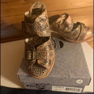 Like New Caprice Snakeskin sandal with clog heel